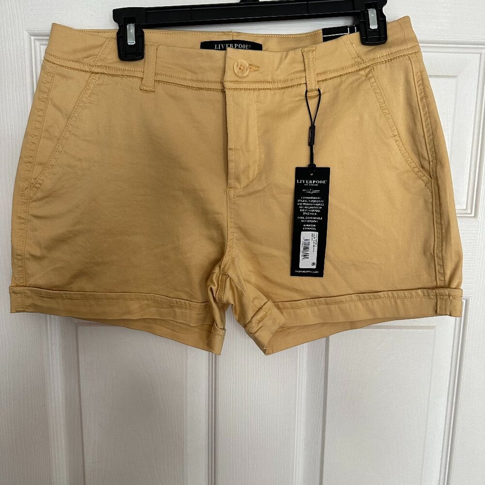 Liverpool Los Angeles Shorts in Mustard. Sz 8/29